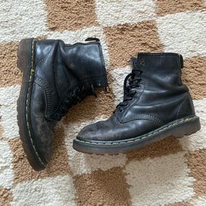 Vtg dr. martens size 7